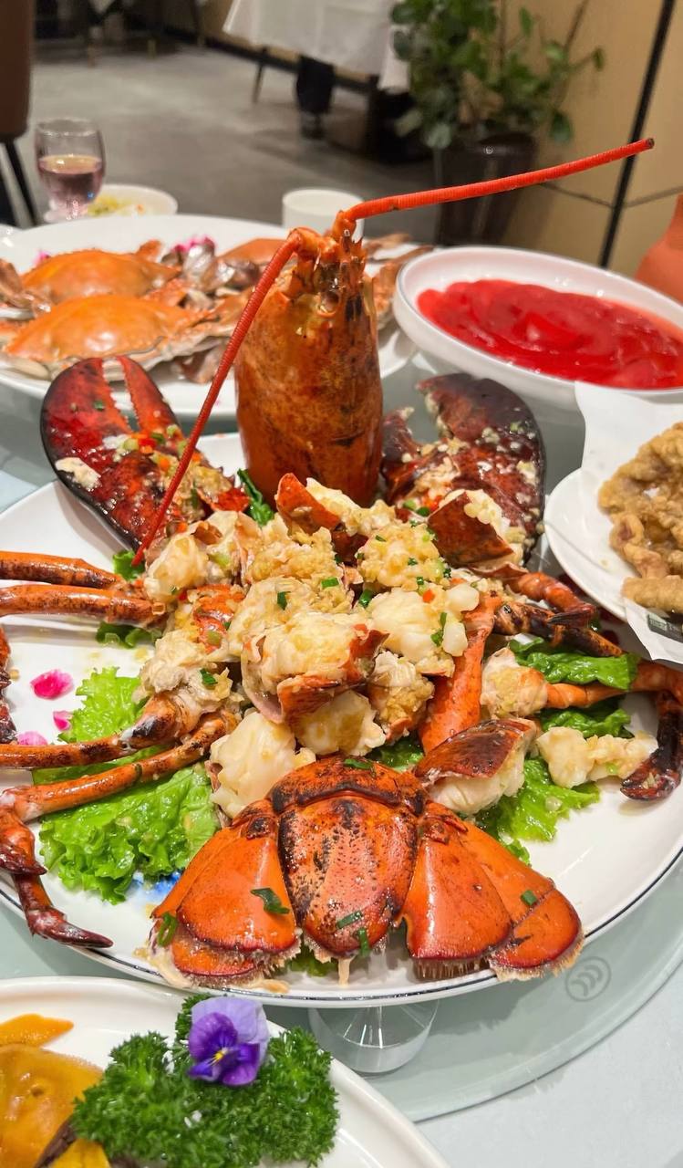 餐厅海鲜菜品